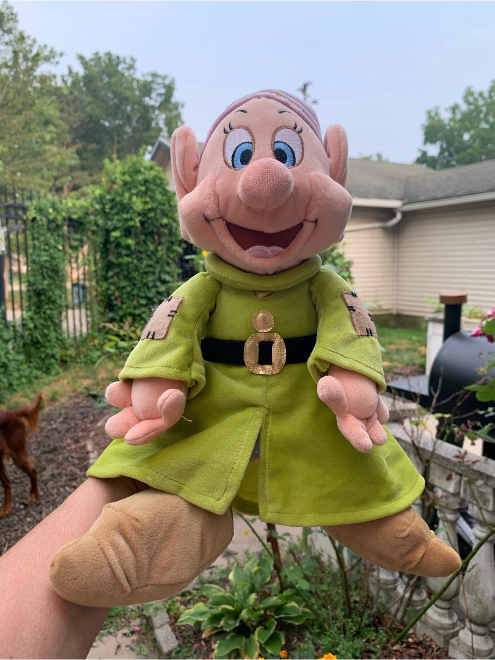 Disney Theme Parks Snow White Seven Dwarfs Dopey 13” Stuffed Plush  NWT
